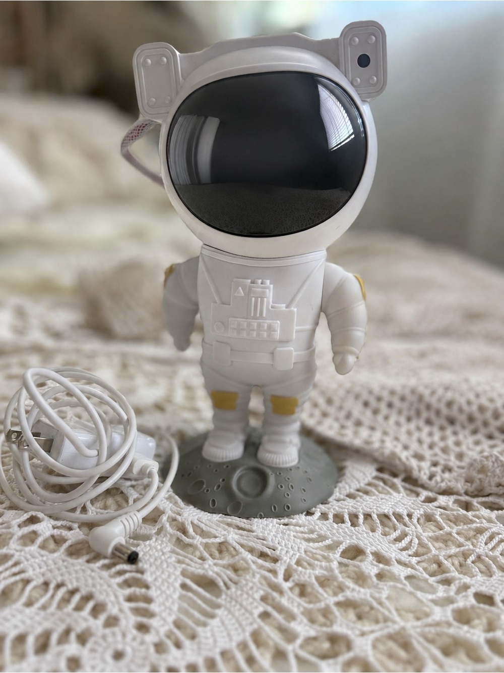 White Astronaut Figure Night Light Toy with Reflective Visor
